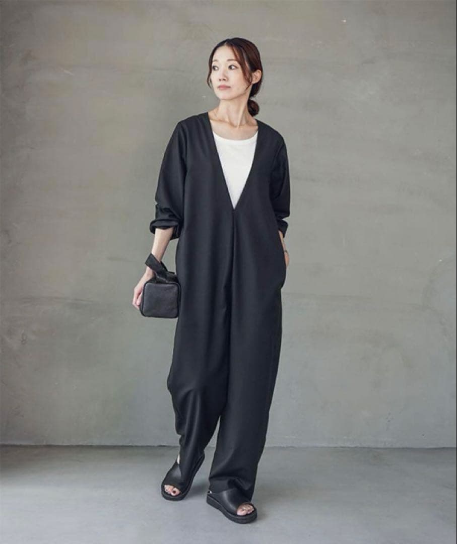 最終値下げ！ソラモナラーム　オールインワンジャンプスーツ