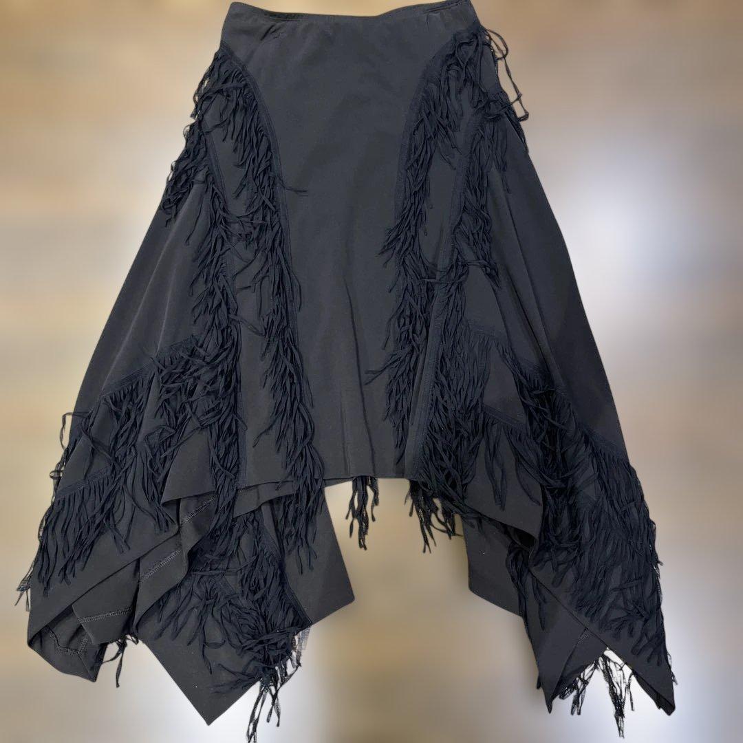 ゴルティエ 個性派フリンジスカート