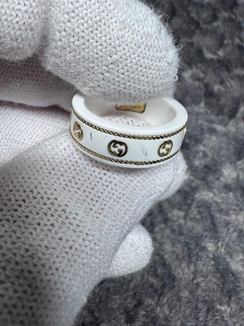 Gucci ホワイトセラミック リング