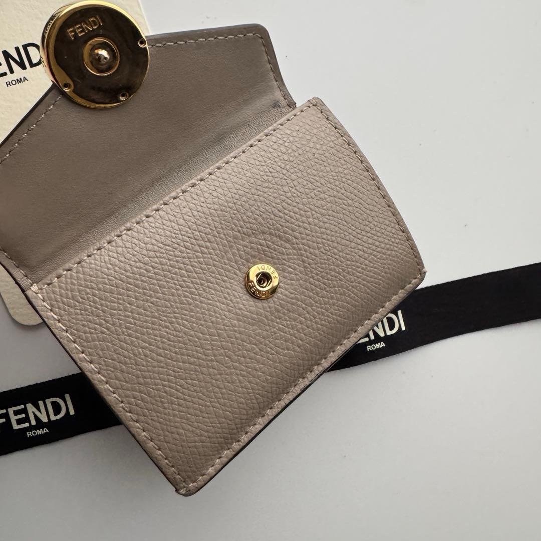 【美品】 271 FENDI フェンディ 3つ折り財布