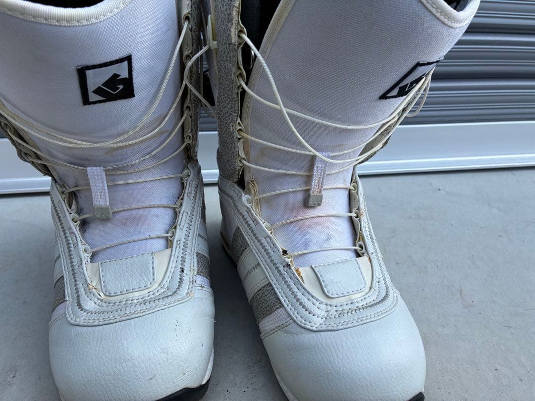 バッグ付き　バートン　スノーボードブーツ ホワイト BURTON