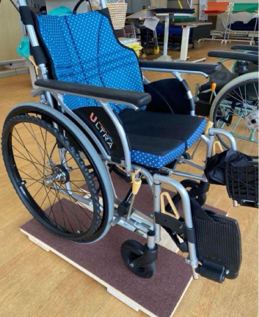 車椅子用体重計『ちょこっと』　※推奨体重計付き