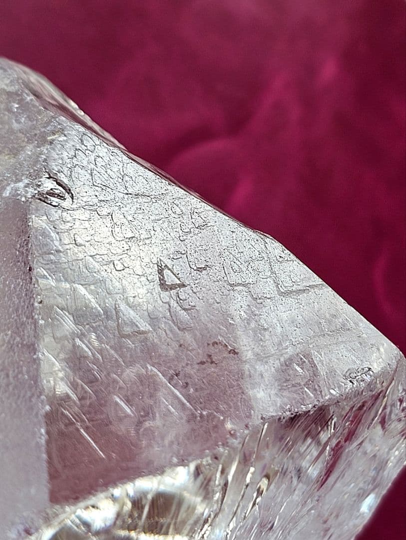 【極上】ウラル鉱山産 マスターウラルレムリアンシード/虹・レコードキーパー