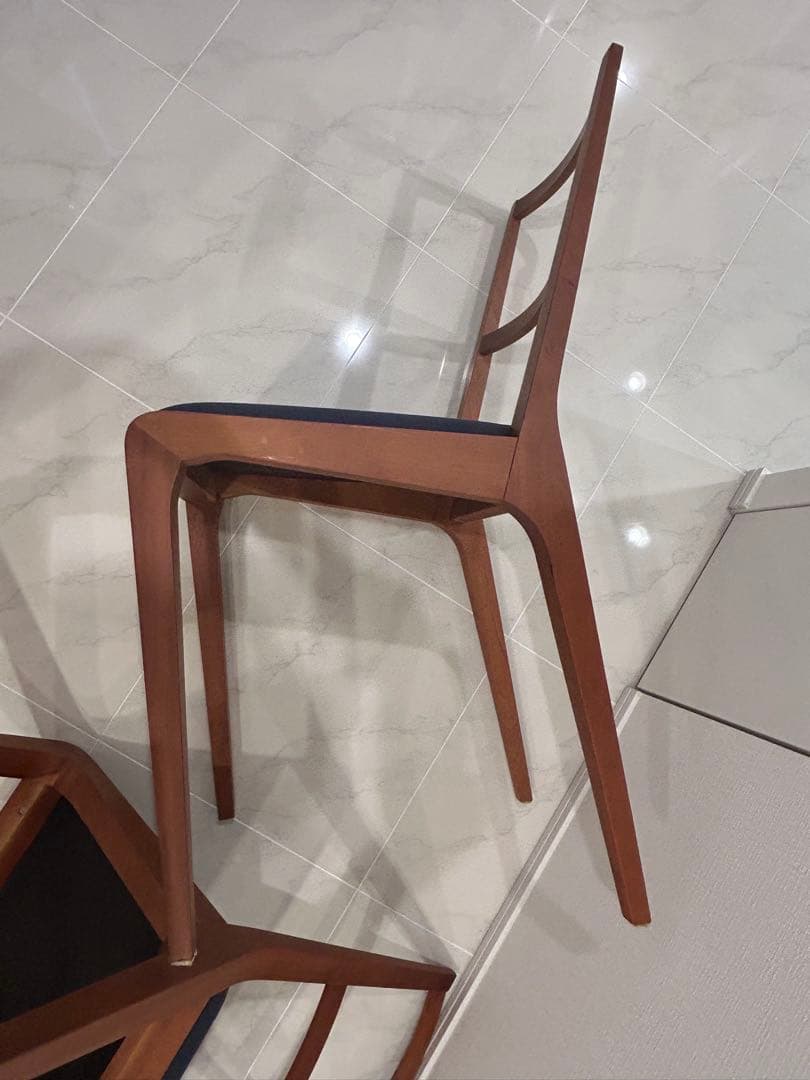 ポラダ　ダイニングチェア