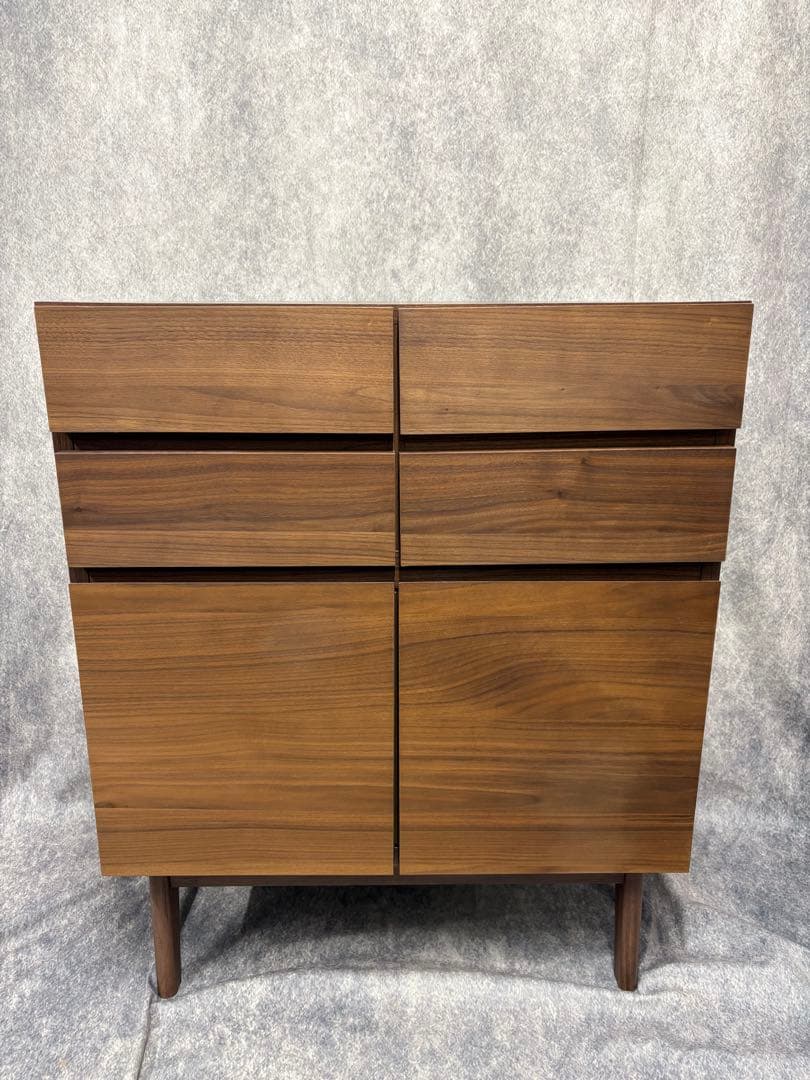 ISSEIKI 一生紀　サイドボード　リビングボード　棚　北欧家具