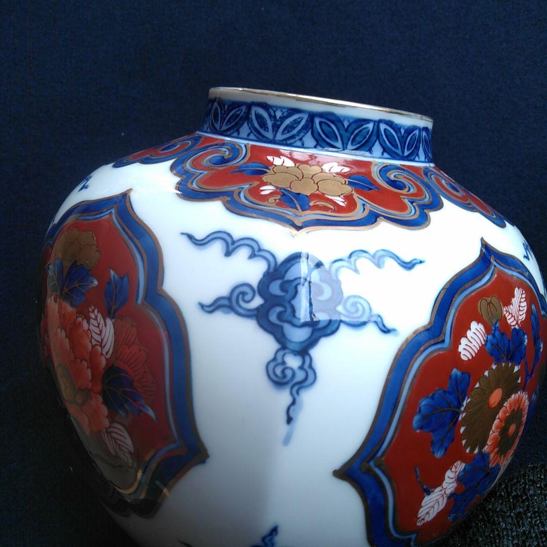 ５０９珍品　有田焼 哲山窯　不思議な形と絵柄　最高級品