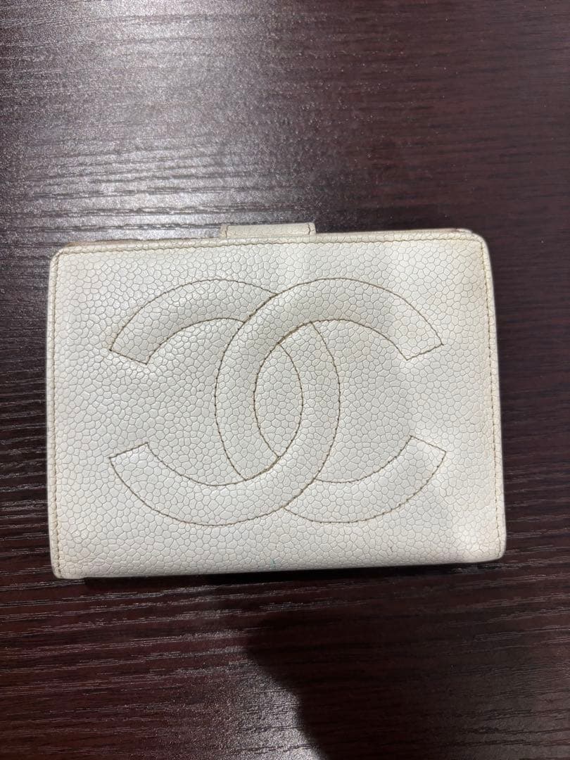 CHANEL ホワイト 二つ折り財布