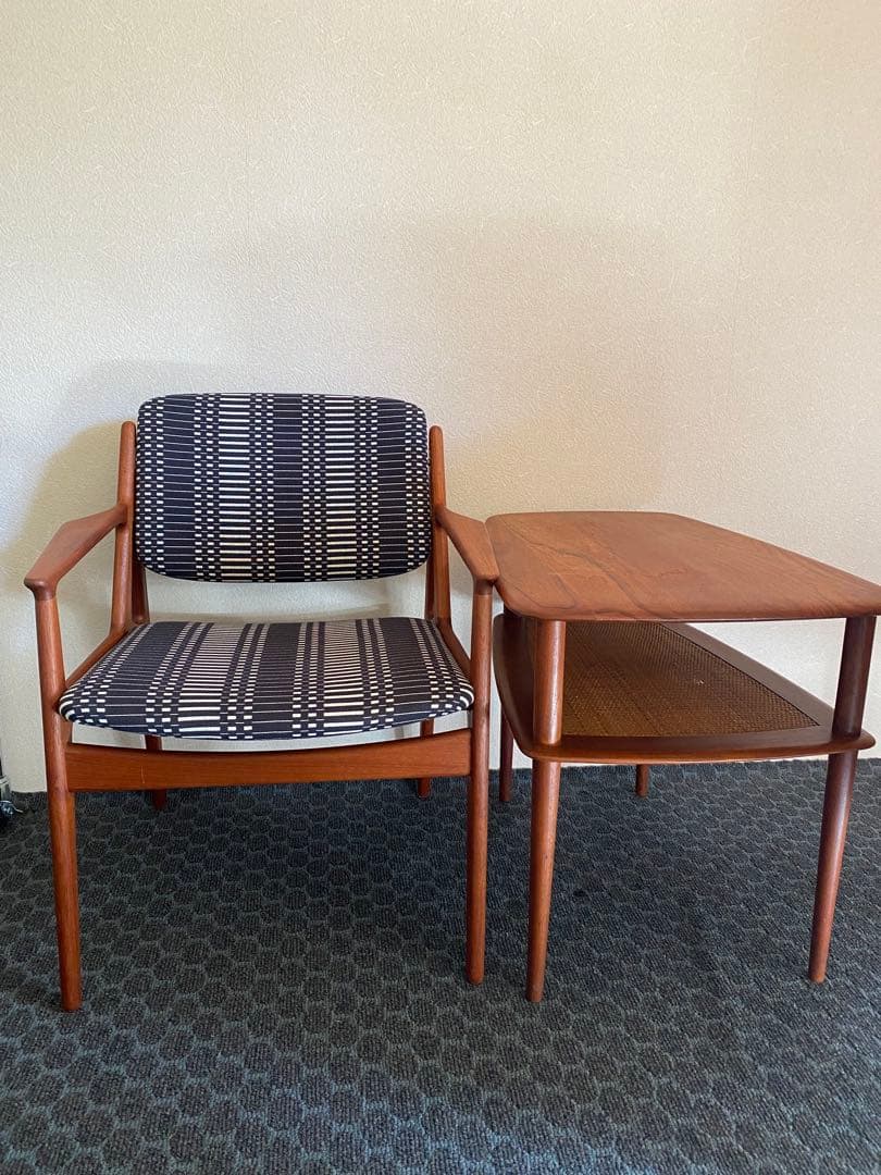 希少　デンマーク　ピーター◦ビッツ　サイドテーブル 　チーク/ラタン