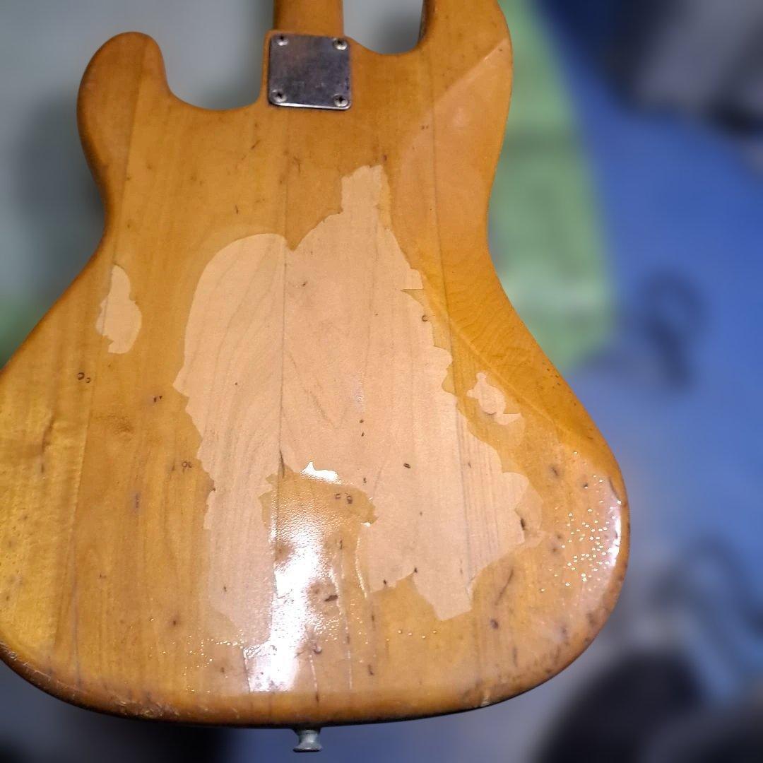 エレキベース ナチュラルウッド