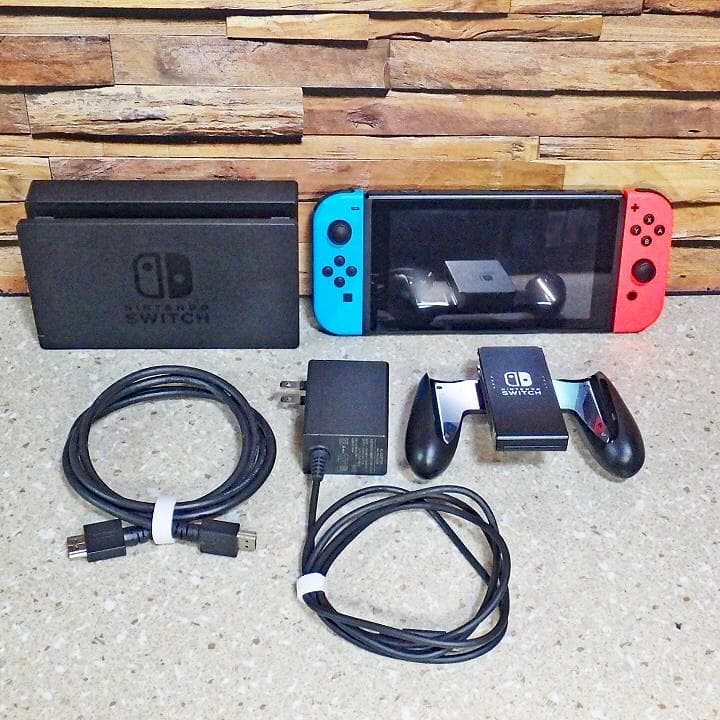 Nintendo Switch 本体 HAC-001(-01)