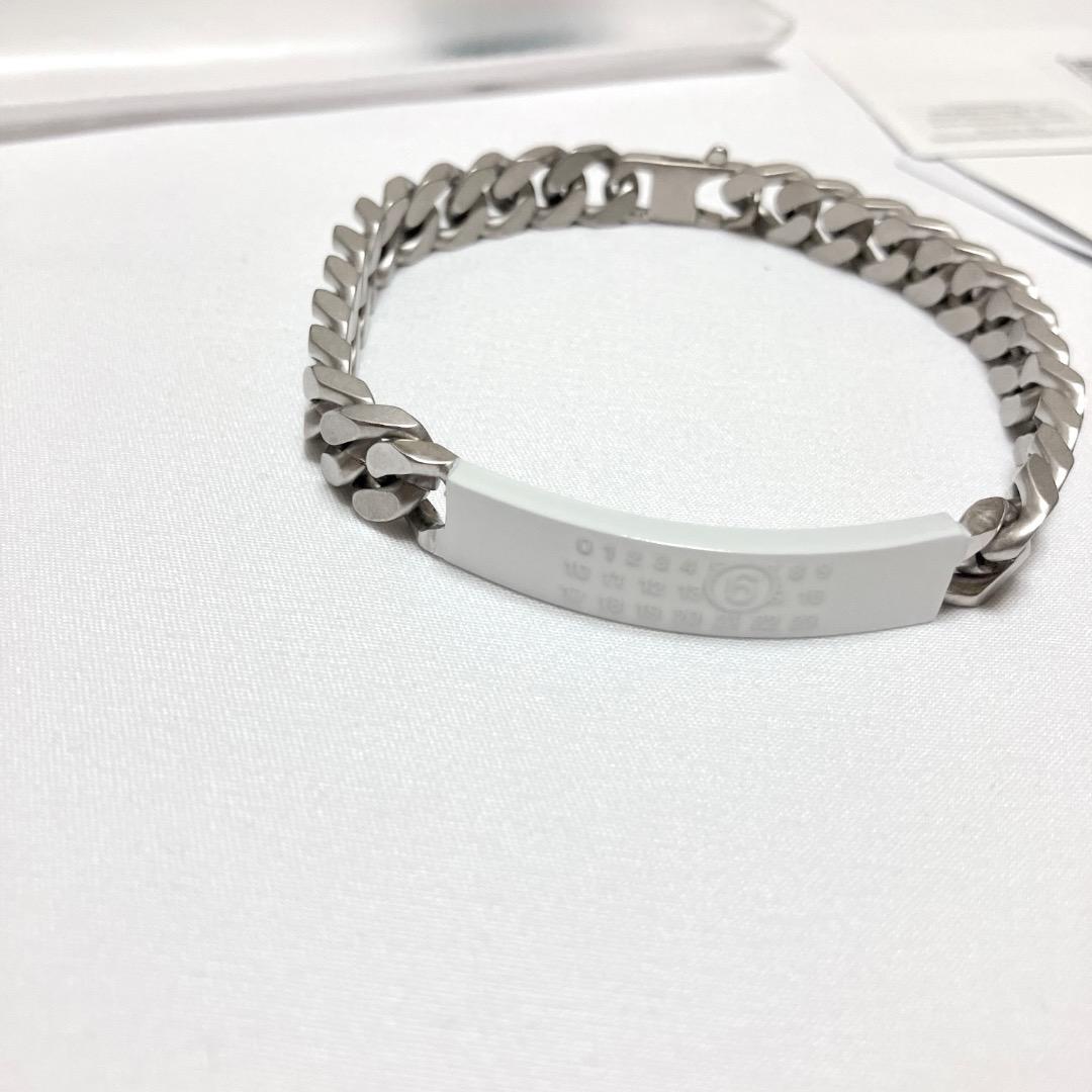 新品 6 24aw マルジェラ MM6 アノニマスロゴブレスレット 17196