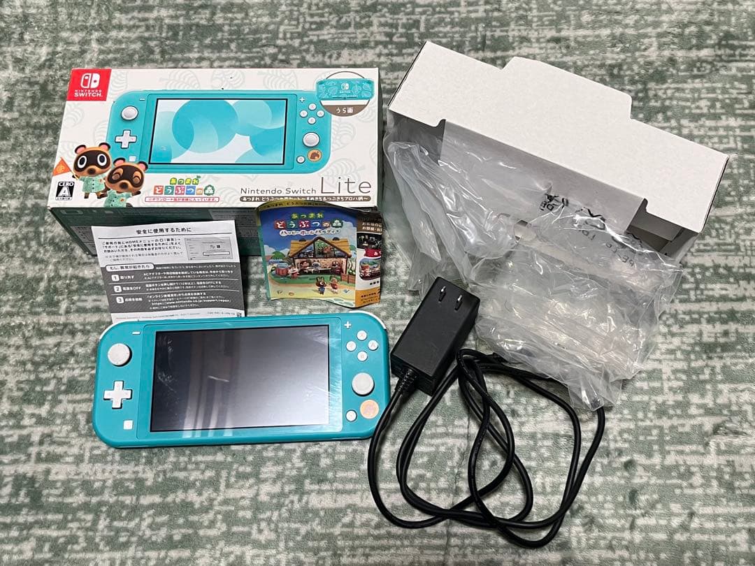 【中古】Nintendo Switch Lite あつまれ どうぶつの森デザイン