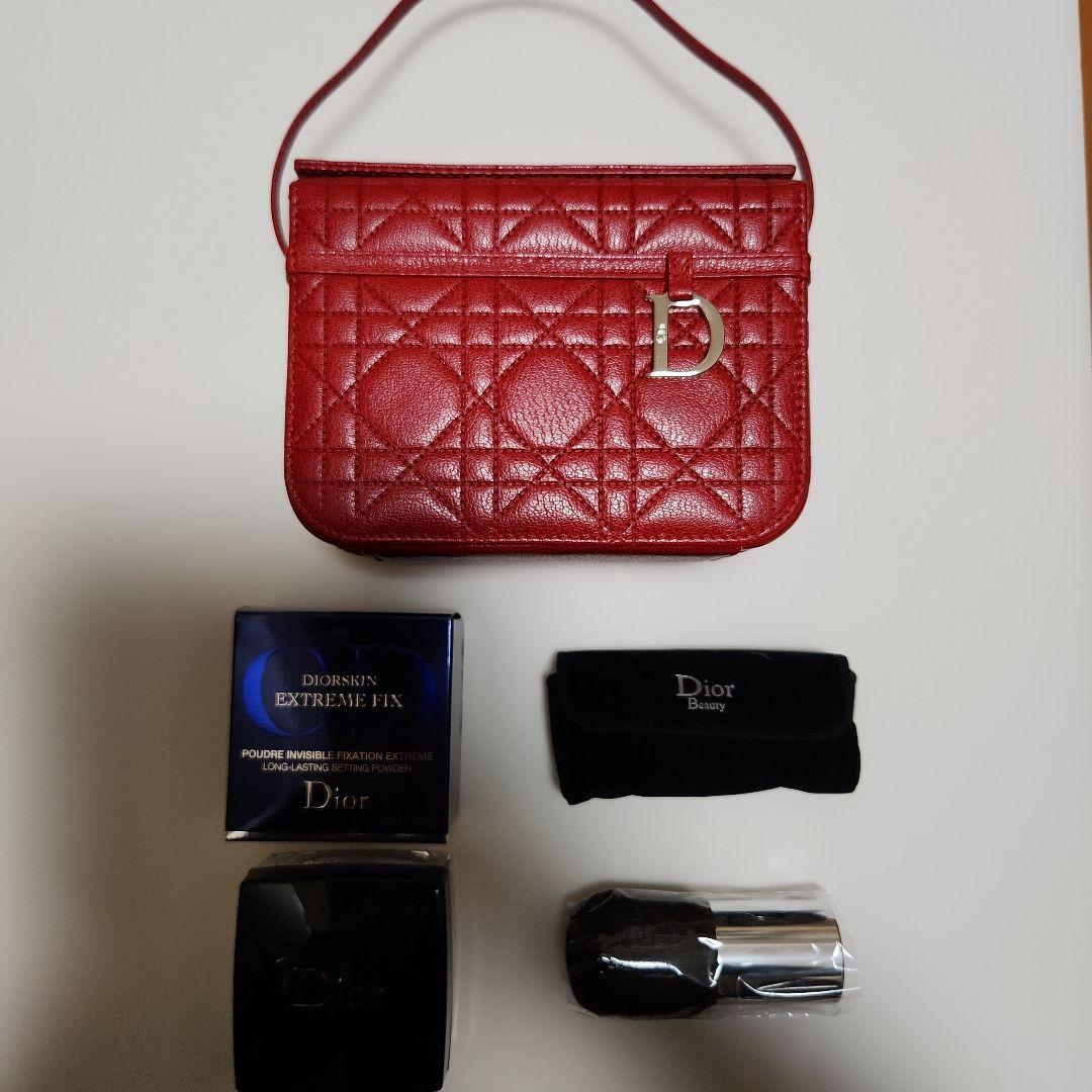 Dior キルティングレザー ミニバッグ レッドパウダー&ブラシ付き