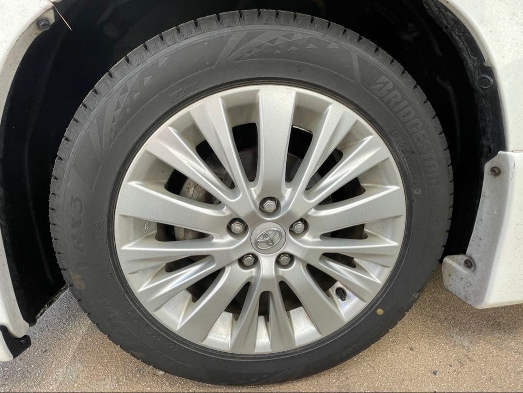 2024年製造　ブリザックVRX3 235/50/18スタッドレスタイヤ