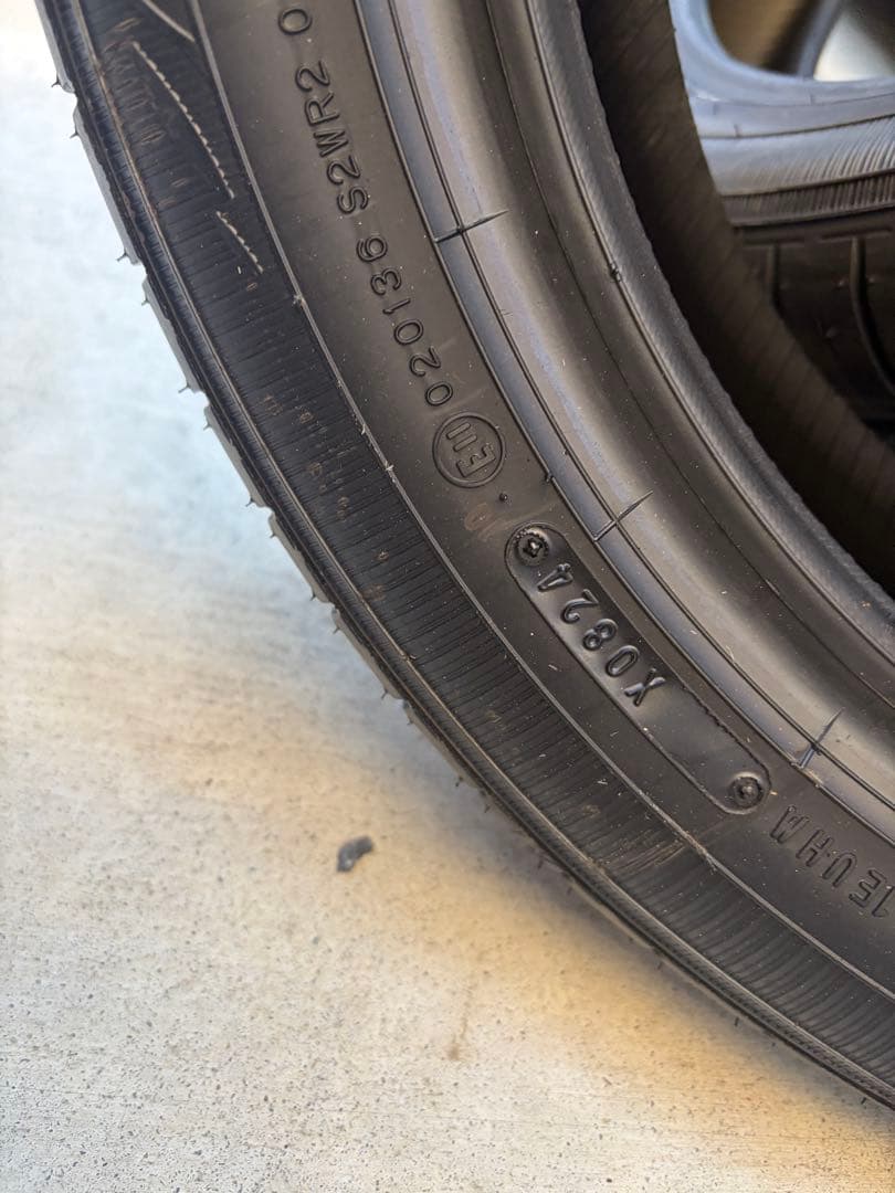 デリカミニ純正　エナセーブ　165/60r15 ２本　①