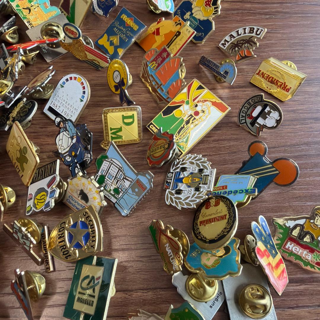 m*n様 フランス　ピンズ ヴィンテージ ピンバッジ　まとめ　100個セット コ