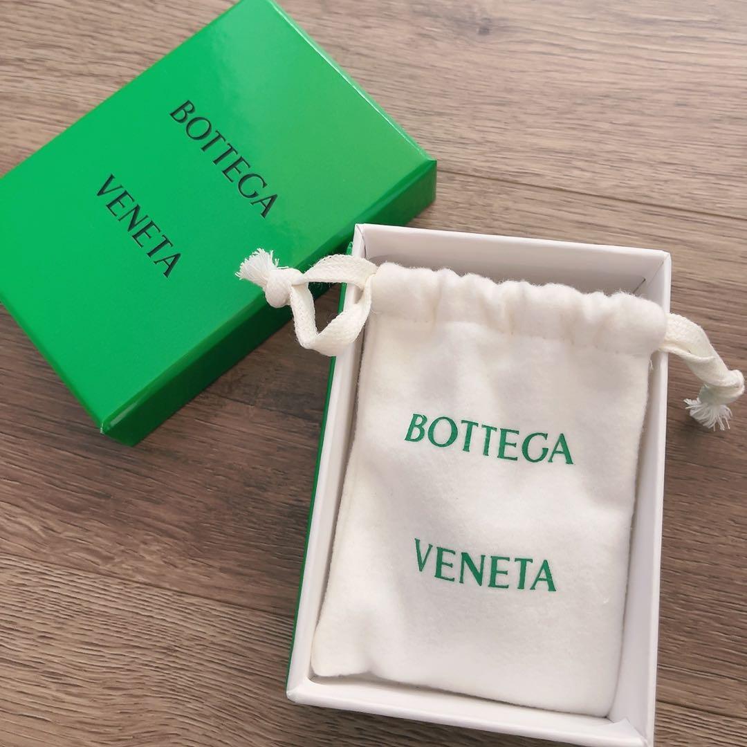 BOTTEGA VENETA / グリーンノットキーホルダー