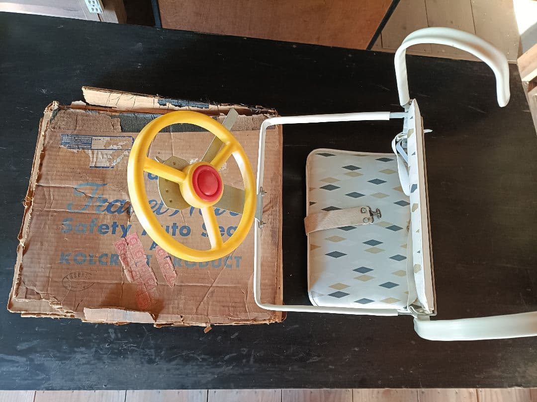 70年前　1957年製　奇跡　空冷　チャイルドシート