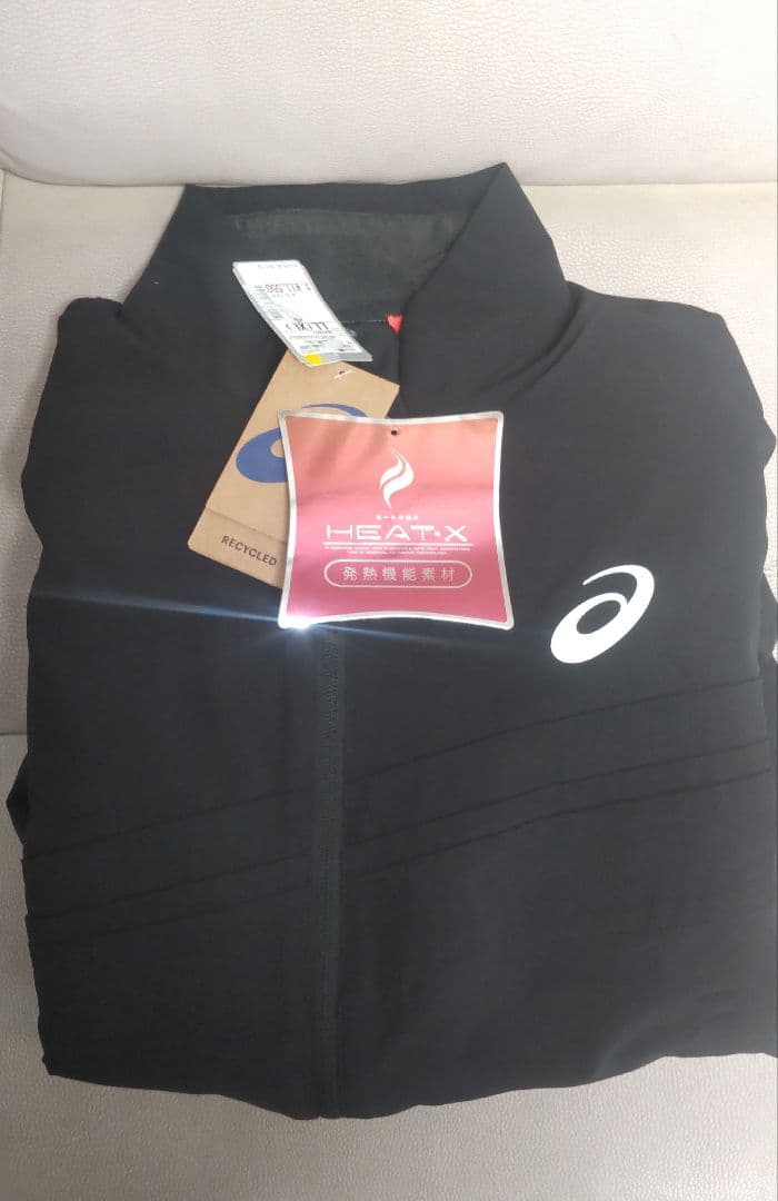 ピ*ー様 新品未使用ASICS A77エボリューションウィンドブレーカー上下セッ