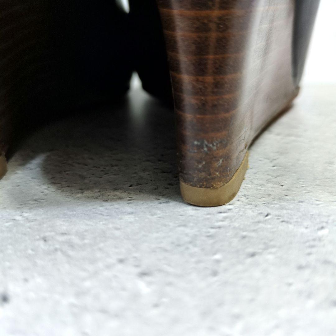 クリスチャンルブタン レッドソール パンプスアーモンドトゥ 23cm