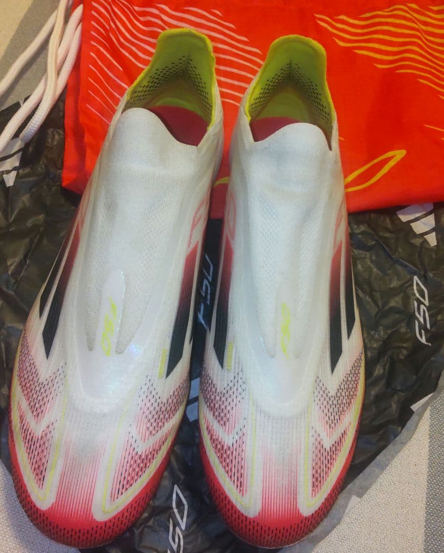 adidas F50 紐無しFG 　25cm
