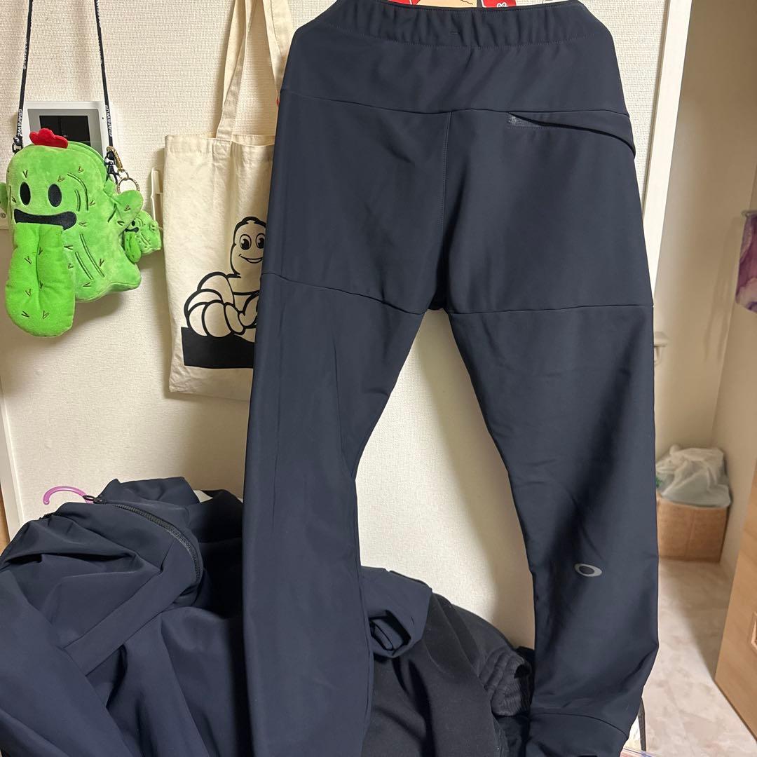 本日限定SALE！OAKLEY フード付き裏地ベロア上下BLACK 美品！