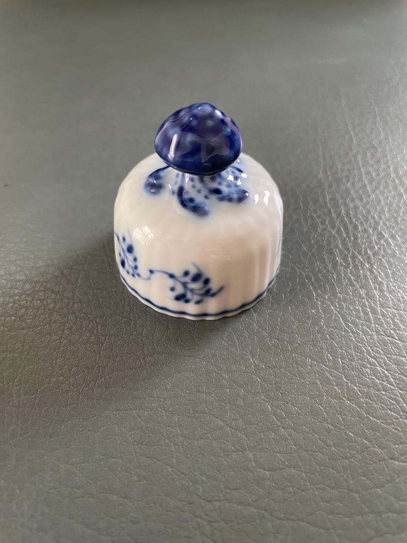 送料込みロイヤルコペンハーゲン　ティーキャディーボックス箱付き未使用美品