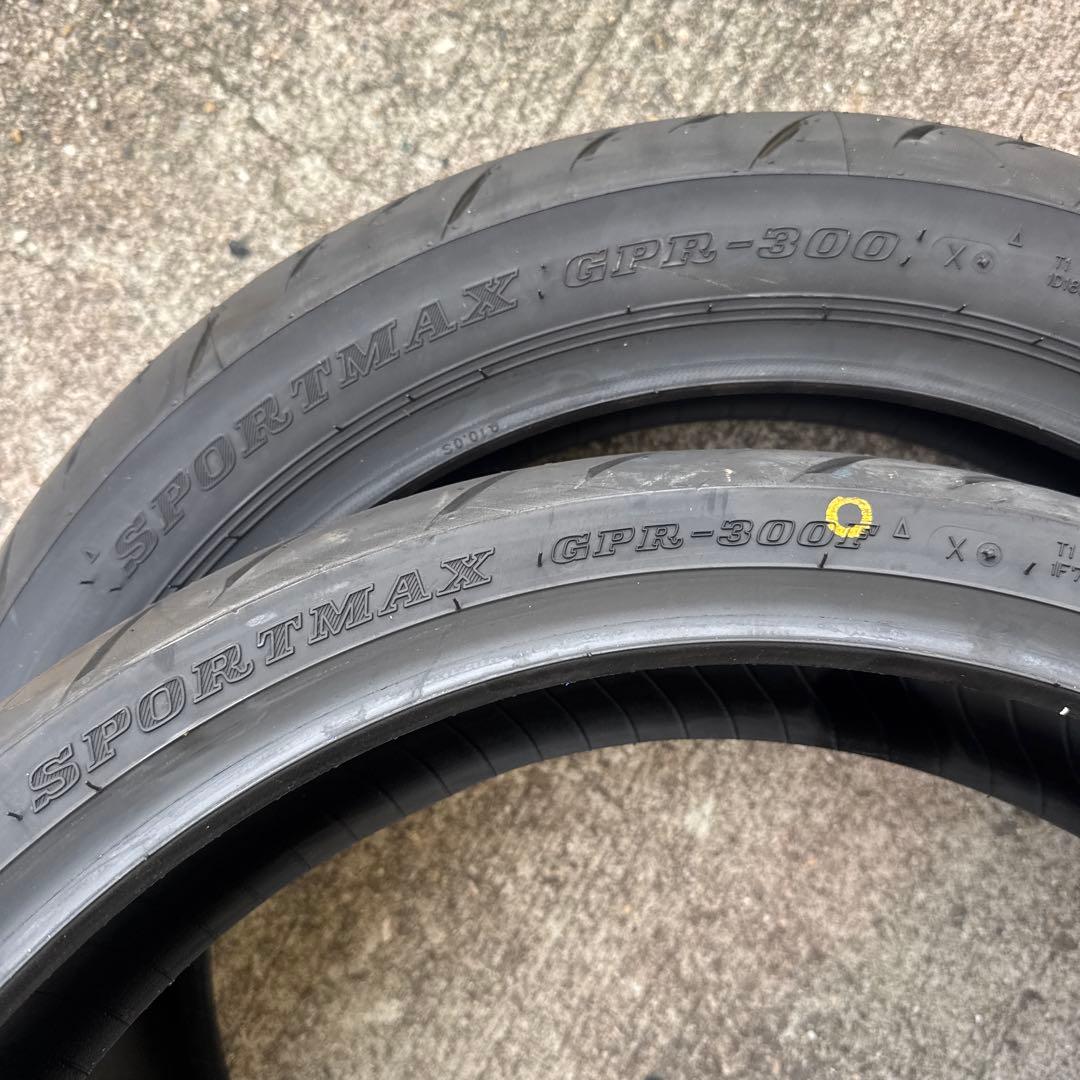 SPORTMAX GPR-300 タイヤ 2本セット 未走行