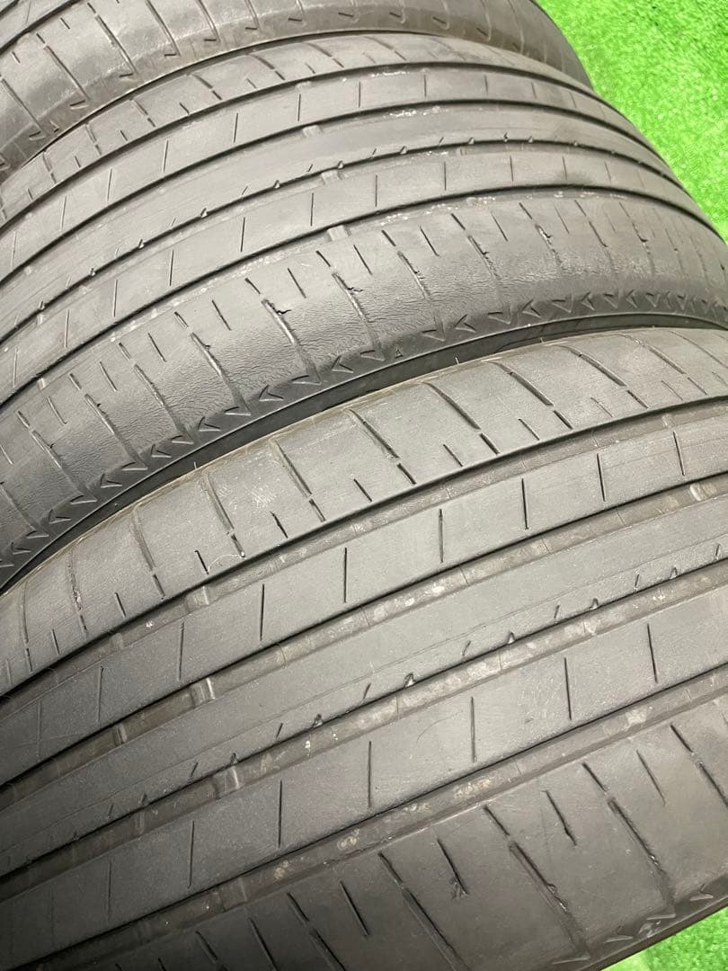 2023年製　ブリヂストン　アレンザ 001 235/50R20 4本セット