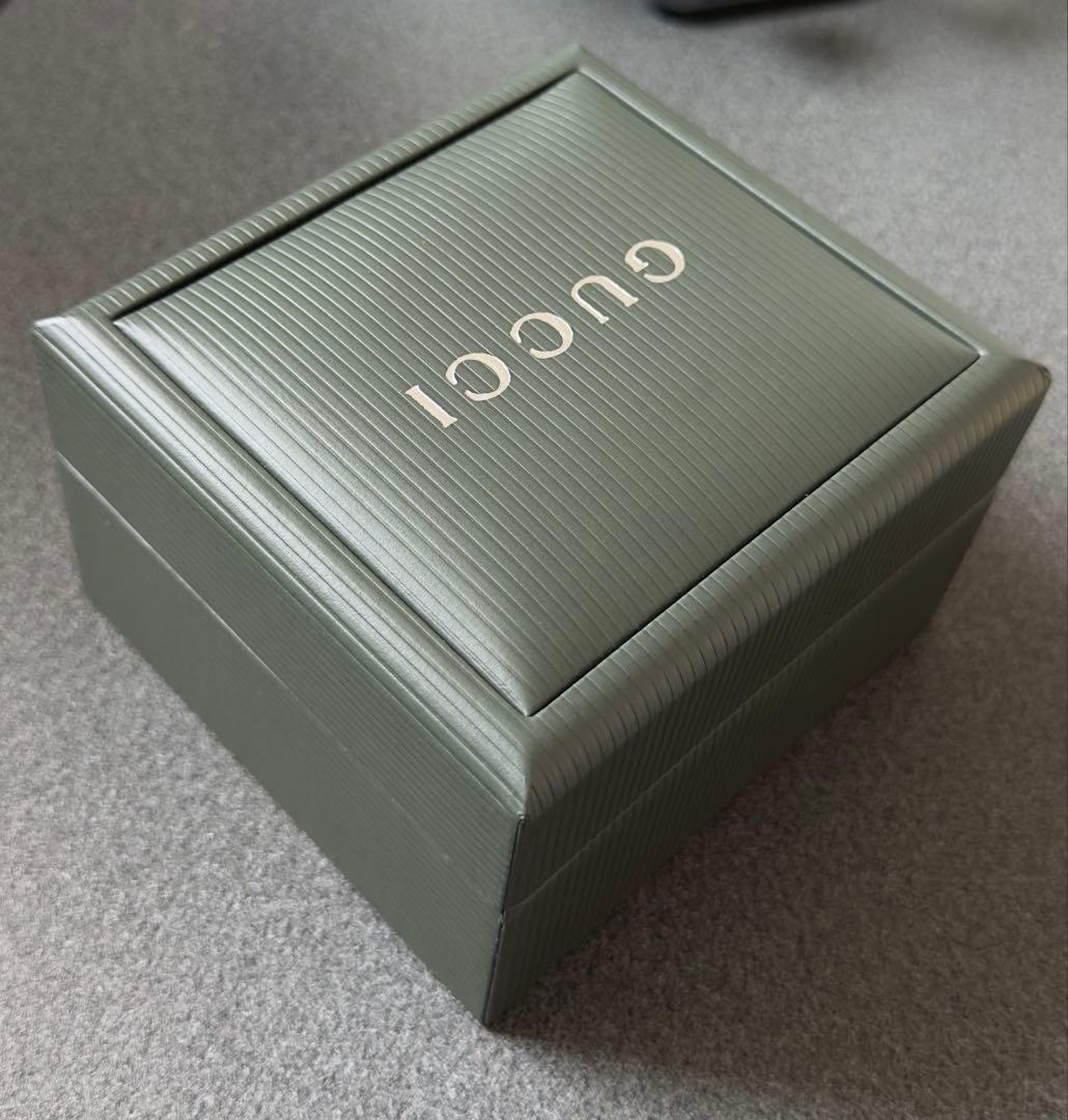 【極美品•稼働 】 箱付GUCCI グッチ 時計 1500L シルバー バングル