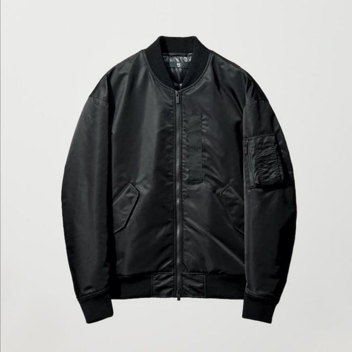 【UNIQLO】ハイブリッドダウン　オーバーサイズ　ma-1 復刻版