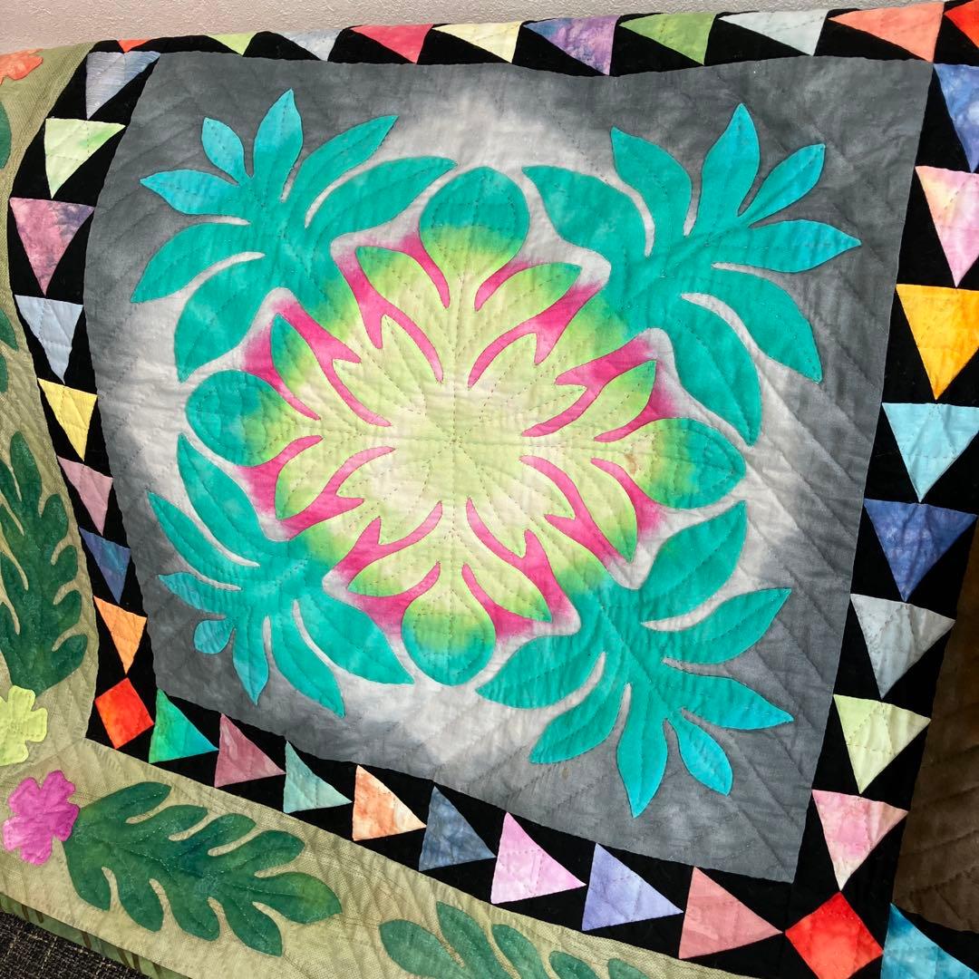 パッチワーク　タペストリー　ハワイアン