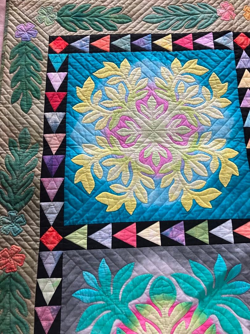 パッチワーク　タペストリー　ハワイアン