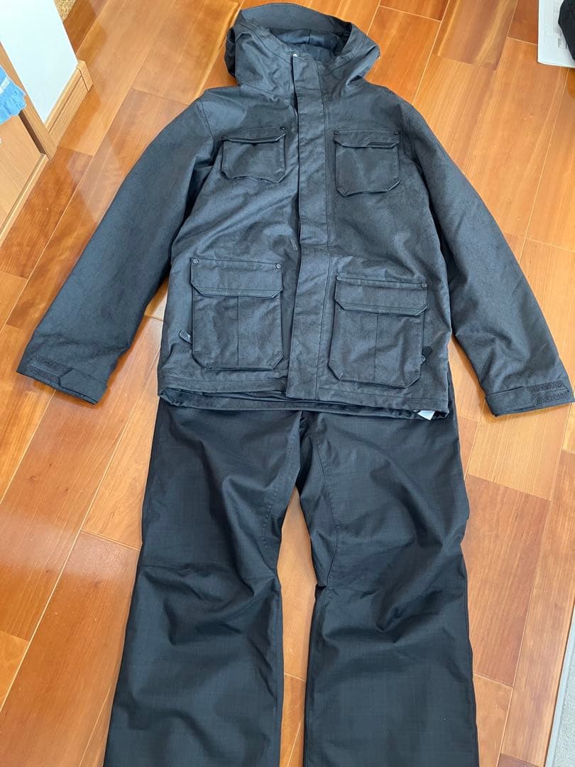 ボルコム　スノーボード ウェア