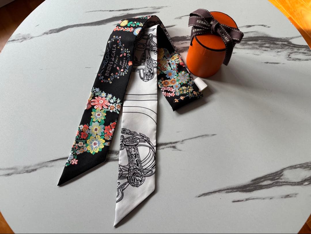 1月31日までお値下げ⭐︎未使用品⭐︎HERMES エルメス ツイリー 2025SS