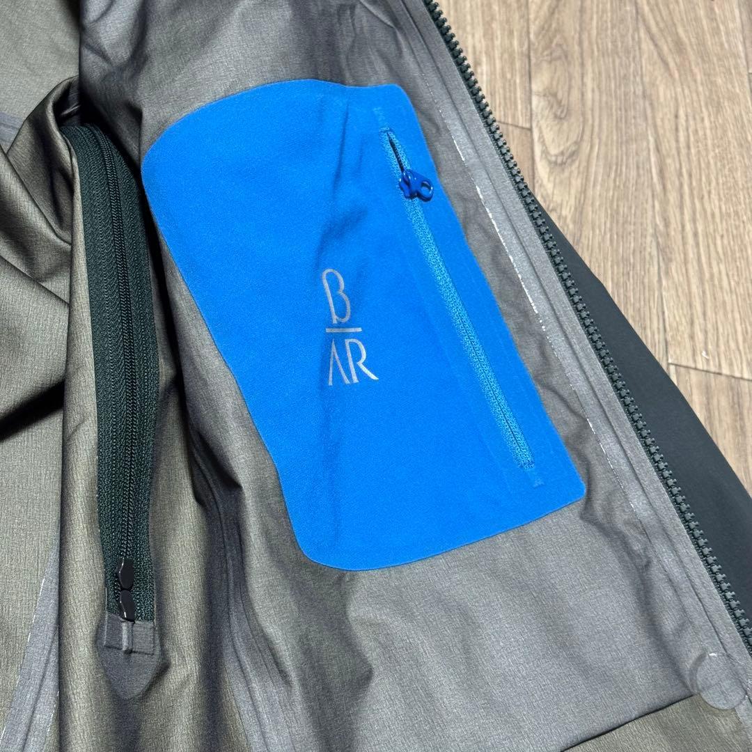 ARC’TERYX Beta AR XS 菅田将暉着用色違い GORE-TEX