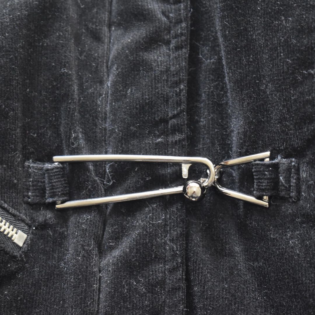 Hikozoh Ozz On ゴシック 黒コーデュロイジャケット 安全ピン　中綿