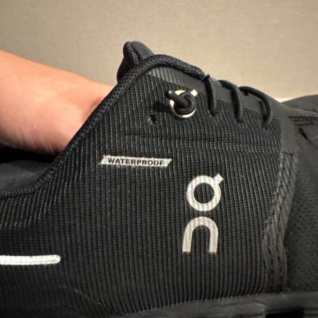 On （オン）レディース　スニーカー