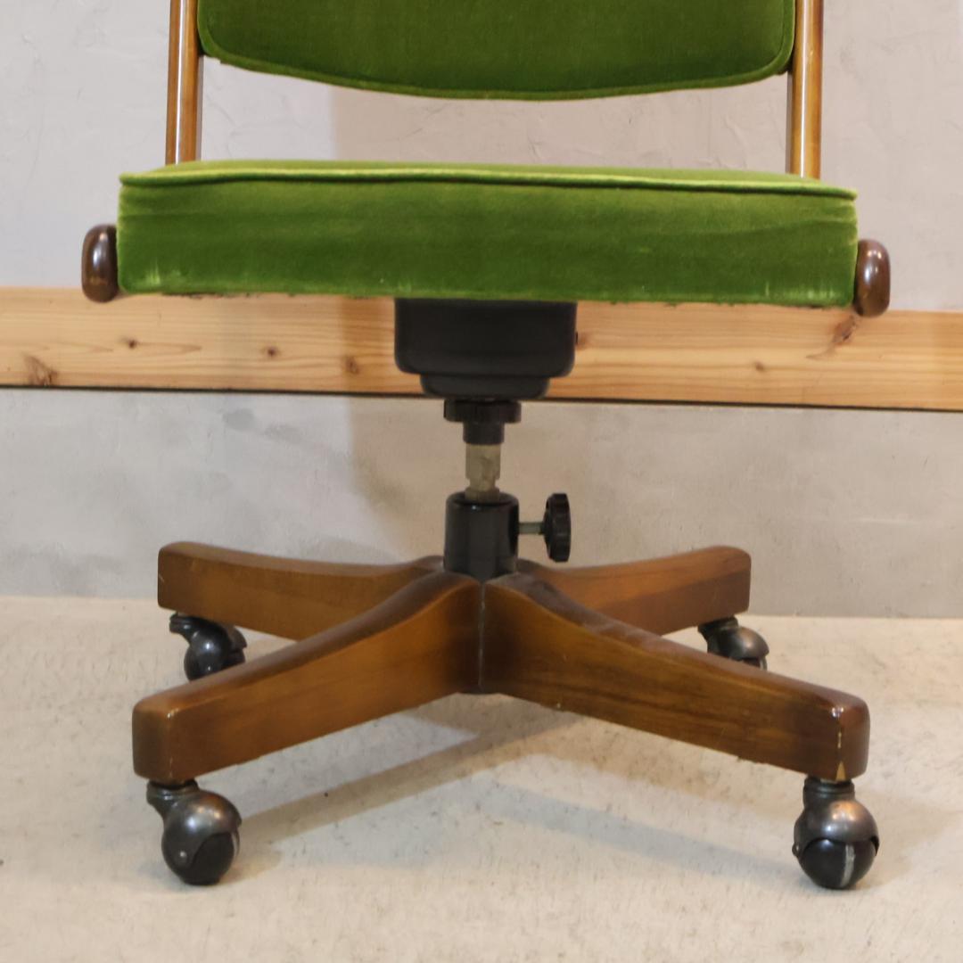 カリモク コロニアル デスクチェア モケットグリーン キャスター デスクチェア