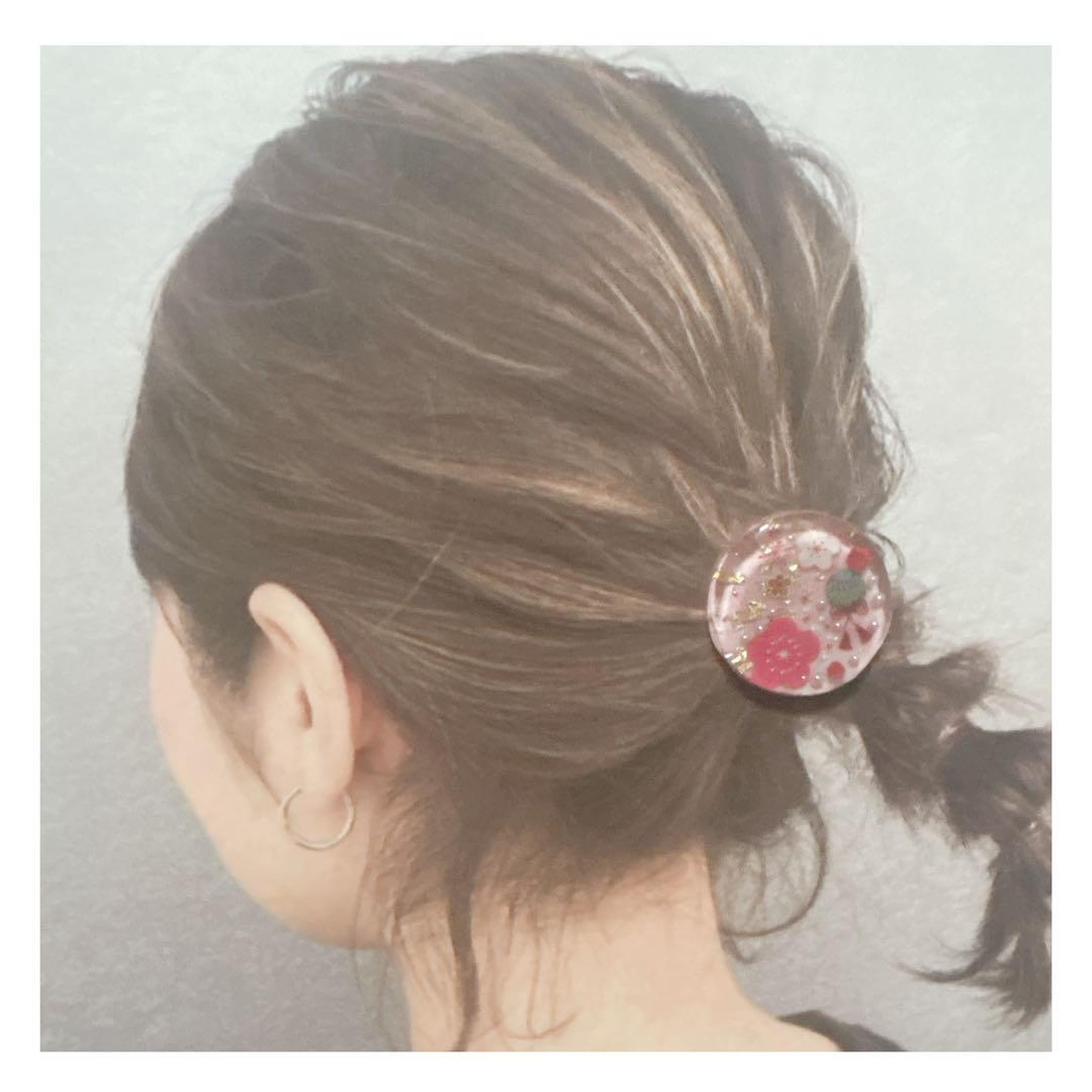 No 998❣️大人可愛いお正月模様レジンヘアゴム❣️٩(๑❛ᴗ❛๑)۶❣️