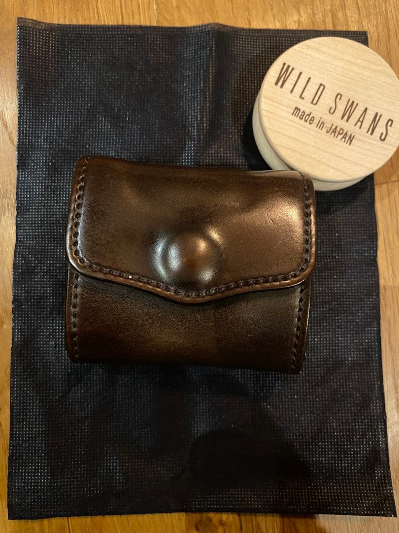 WILD SWANS コードバン ケース