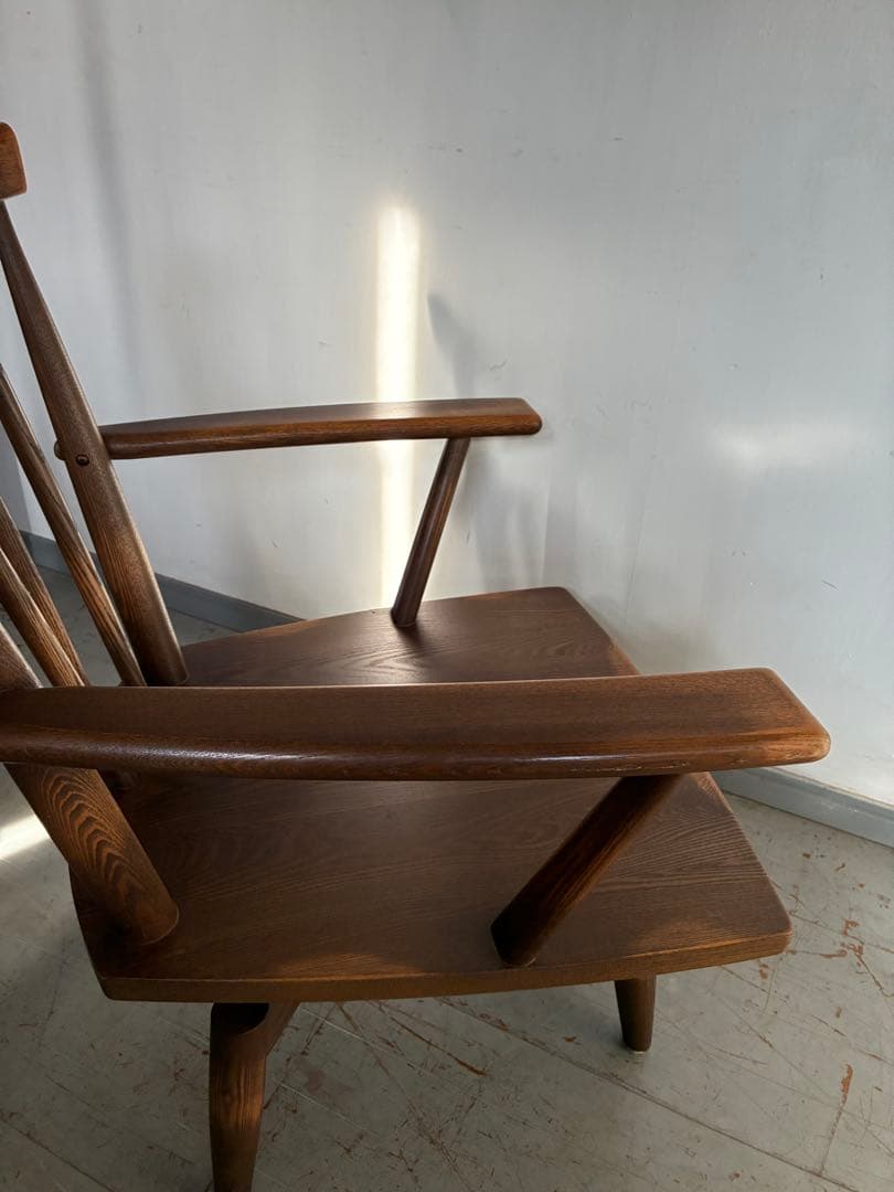 ナガノインテリア　ダイニングチェア　SKC069ー0WB 回転式　1