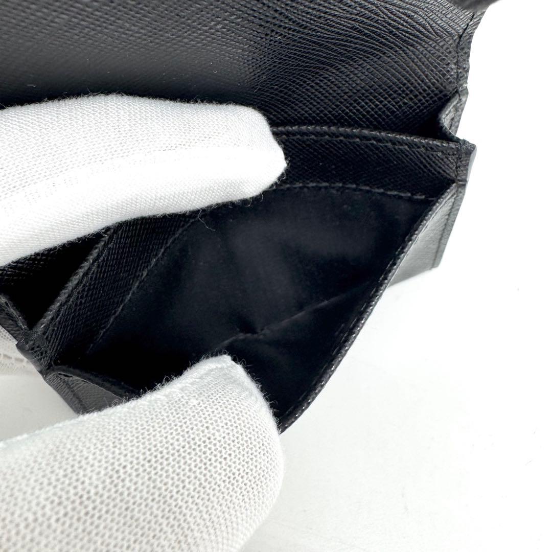 【新品同様・現行✨】プラダ ケース サフィアーノ レザー トライアングル