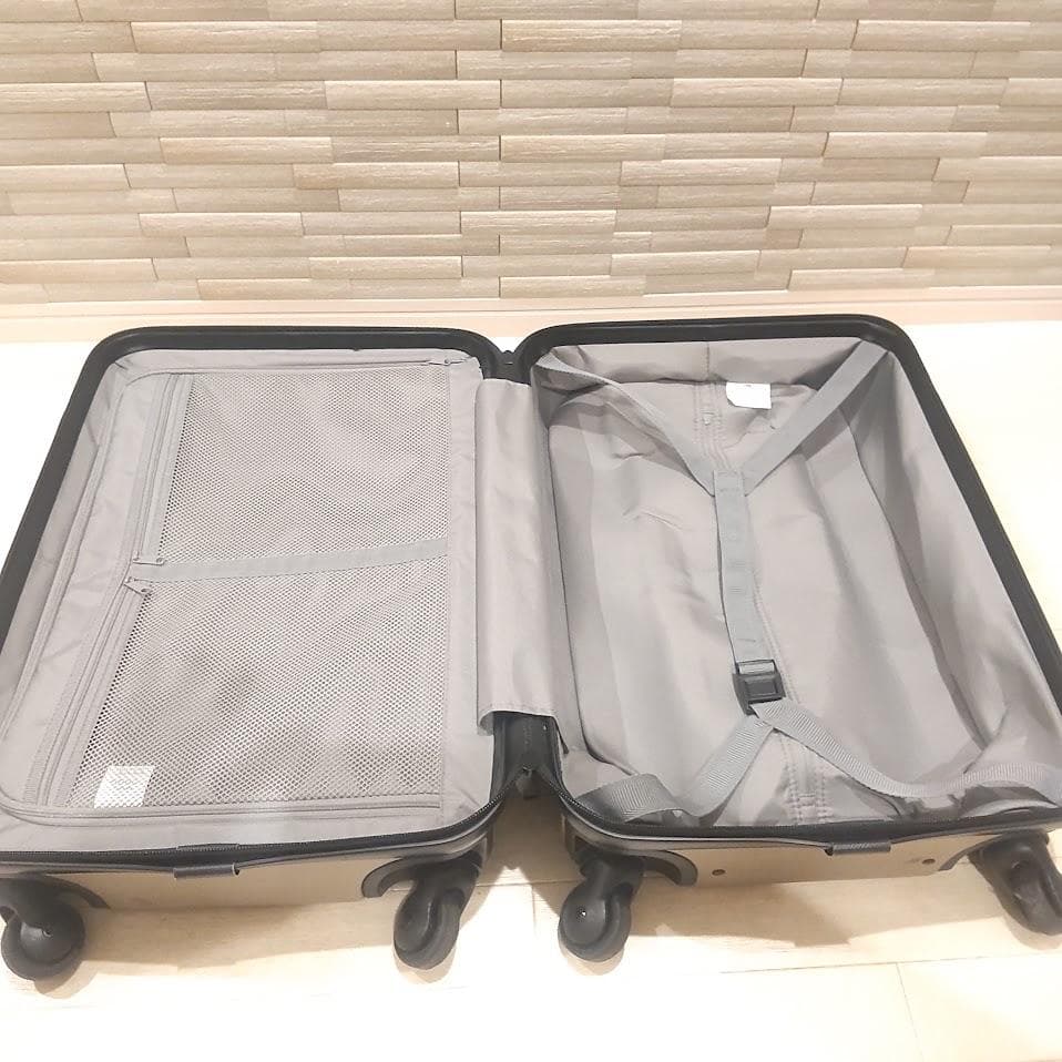 【廃盤】無印良品 バーの高さを自由に調節できるストッパー付き キャリー 33L