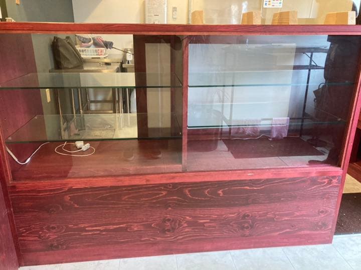 木製ショーケース3台＋吊棚1台