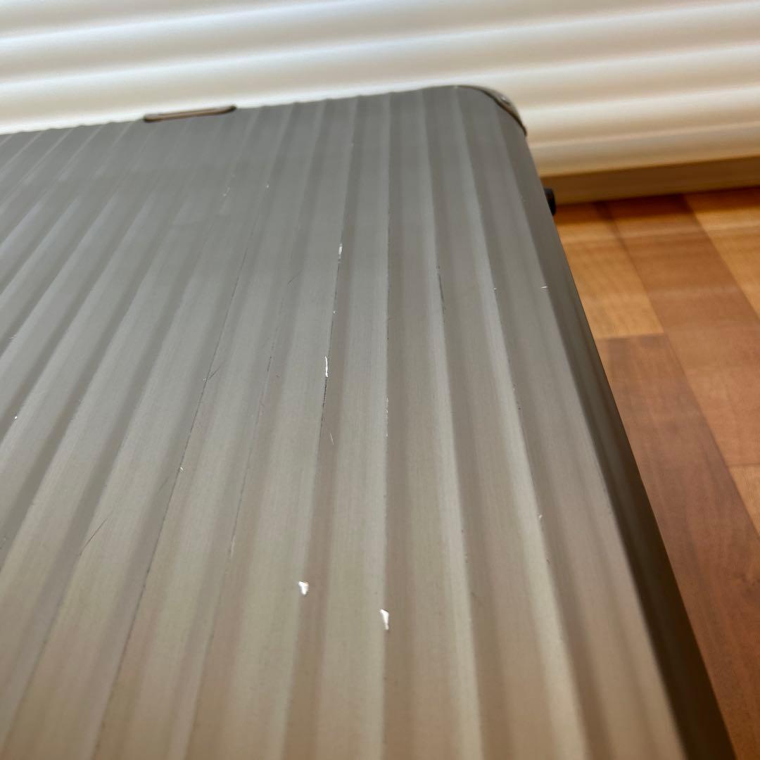 た*い様 リモワ　トパーズ　チタニウム82リットル　RIMOWA