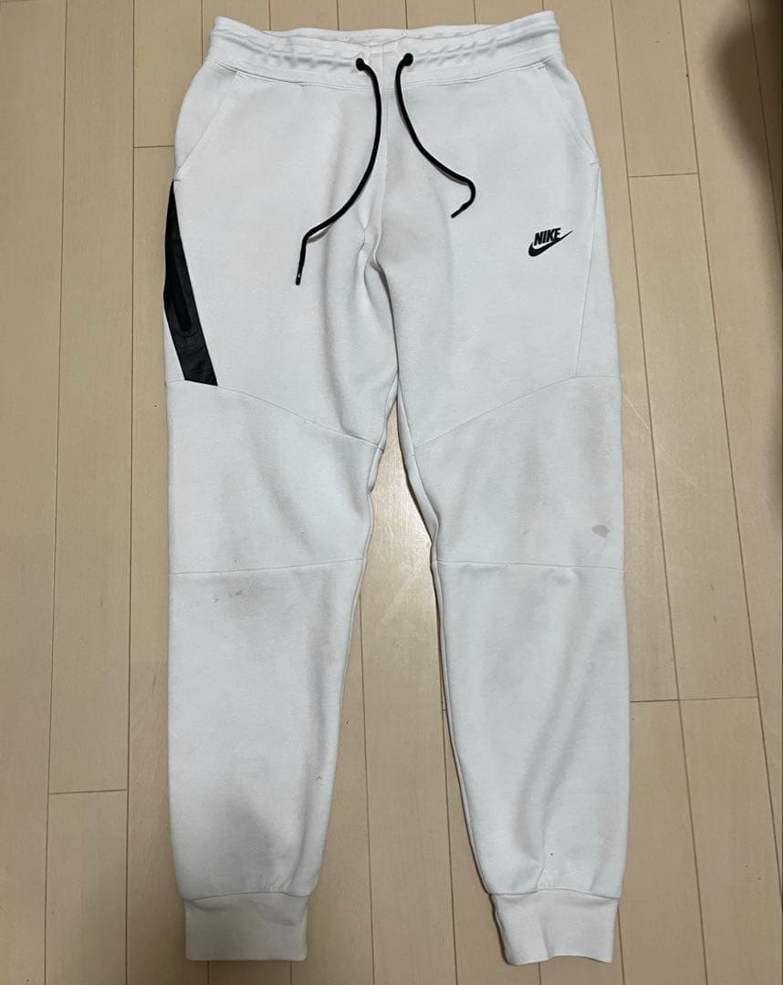 【パンの耳】希少カラー NIKE テックフリース セットアップ白　ホワイト