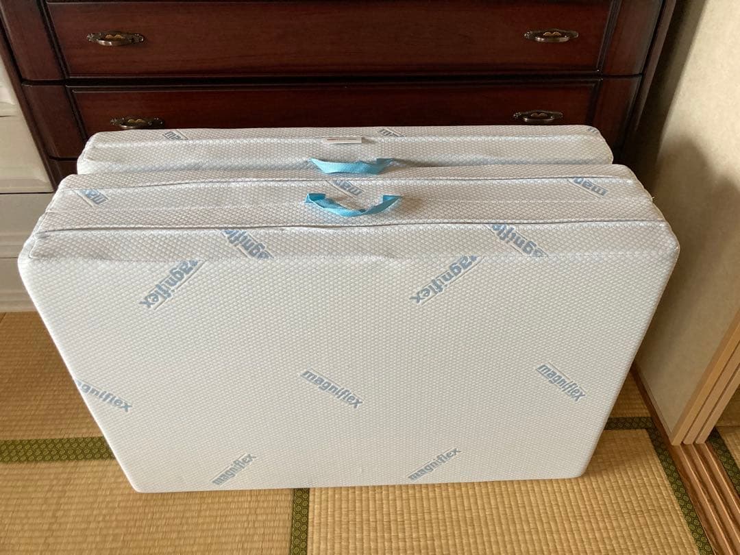 【ちろ】マニフレックスDDウィング　三つ折りマットレス　シングルサイズ