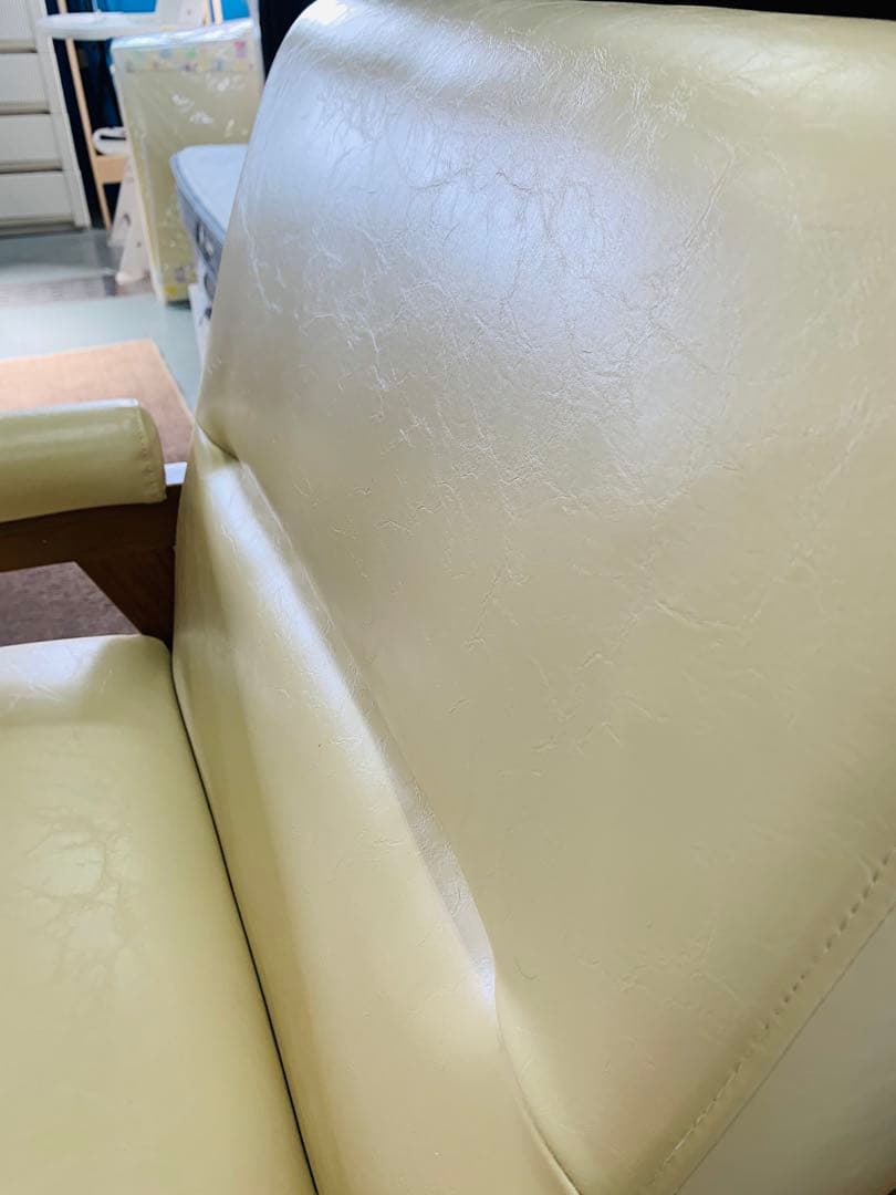 一人掛けソファ　アームチェア　ベージュ　ファブリックチェア 椅子(滋賀県内のみ)