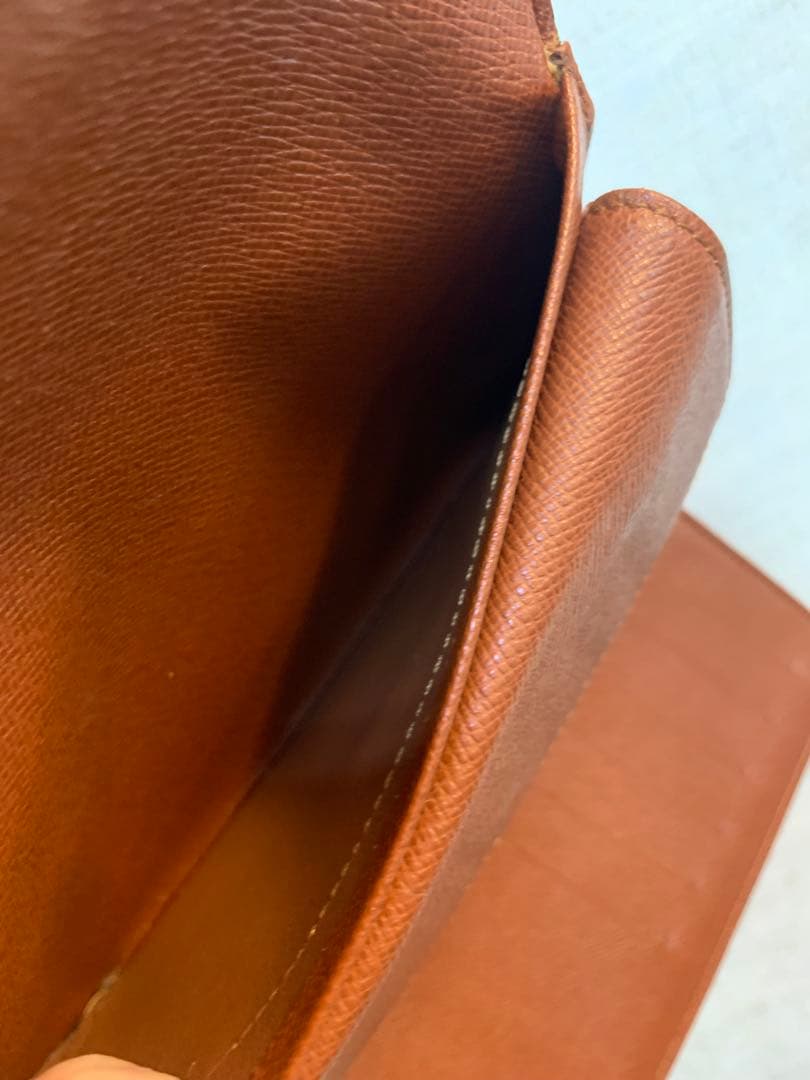 ルイヴィトン　ポルトトレゾールエテュイパピエ